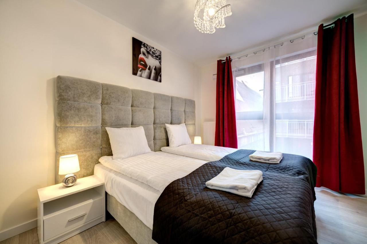 Live & Travel Apartments - Waterlane Island Gdańsk Chambre photo