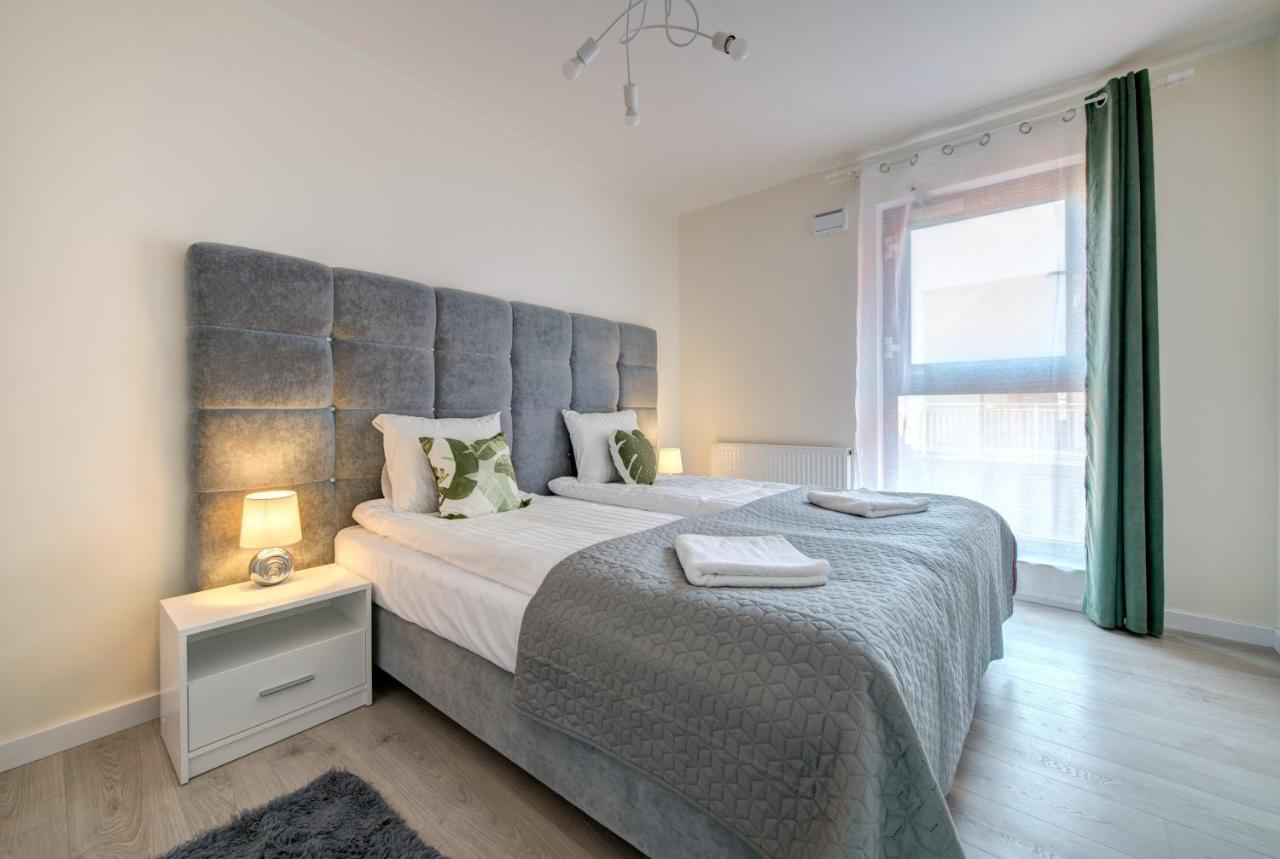 Live & Travel Apartments - Waterlane Island Gdańsk Extérieur photo
